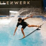 Contest-Action bei den O2 Surf Masters im Wellenwerk